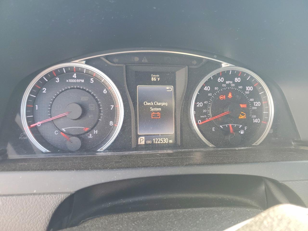 2016 TOYOTA CAMRY