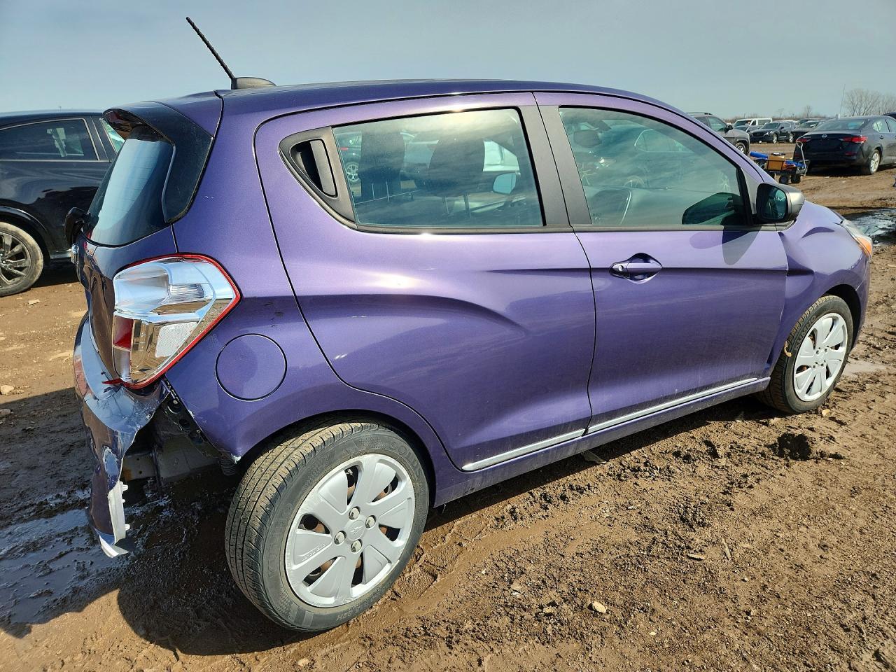 2017 CHEVROLET Spark