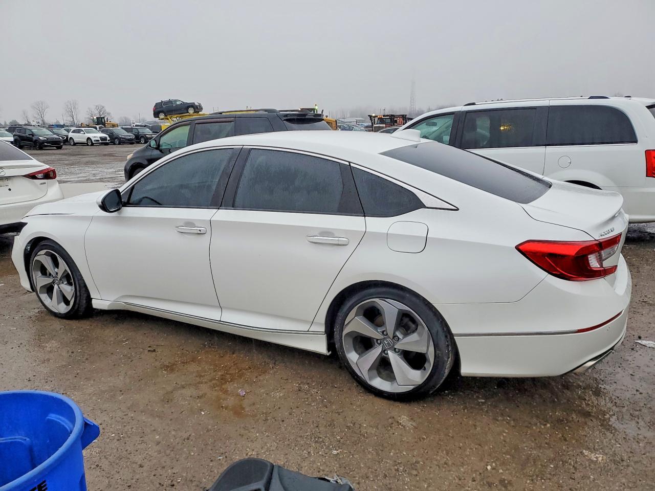 2018 HONDA ACCORD