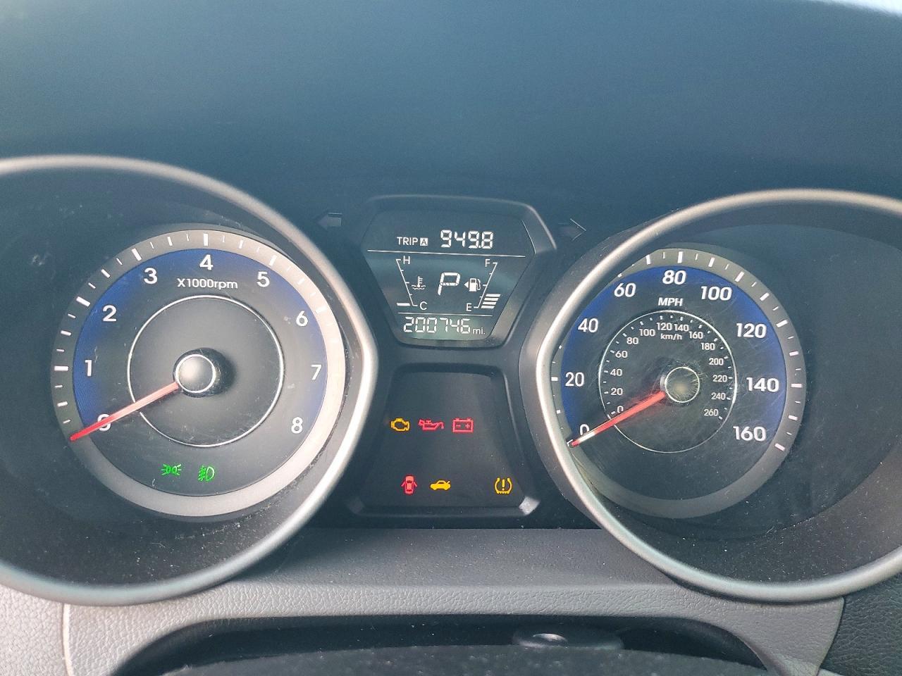 2015 HYUNDAI ELANTRA