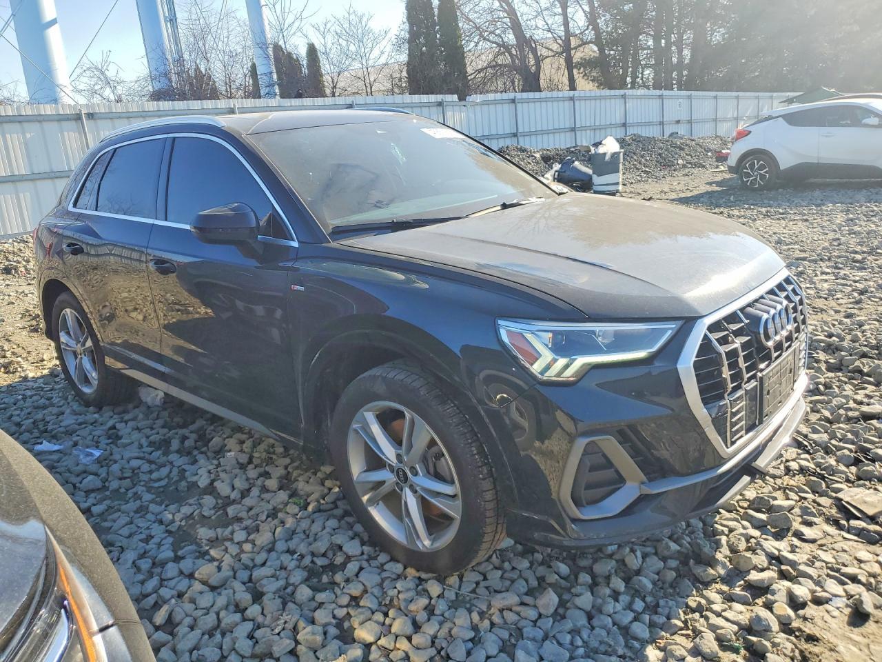2021 AUDI Q3