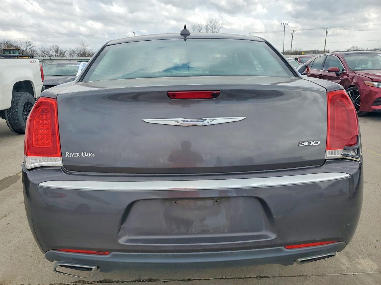 2015 CHRYSLER 300