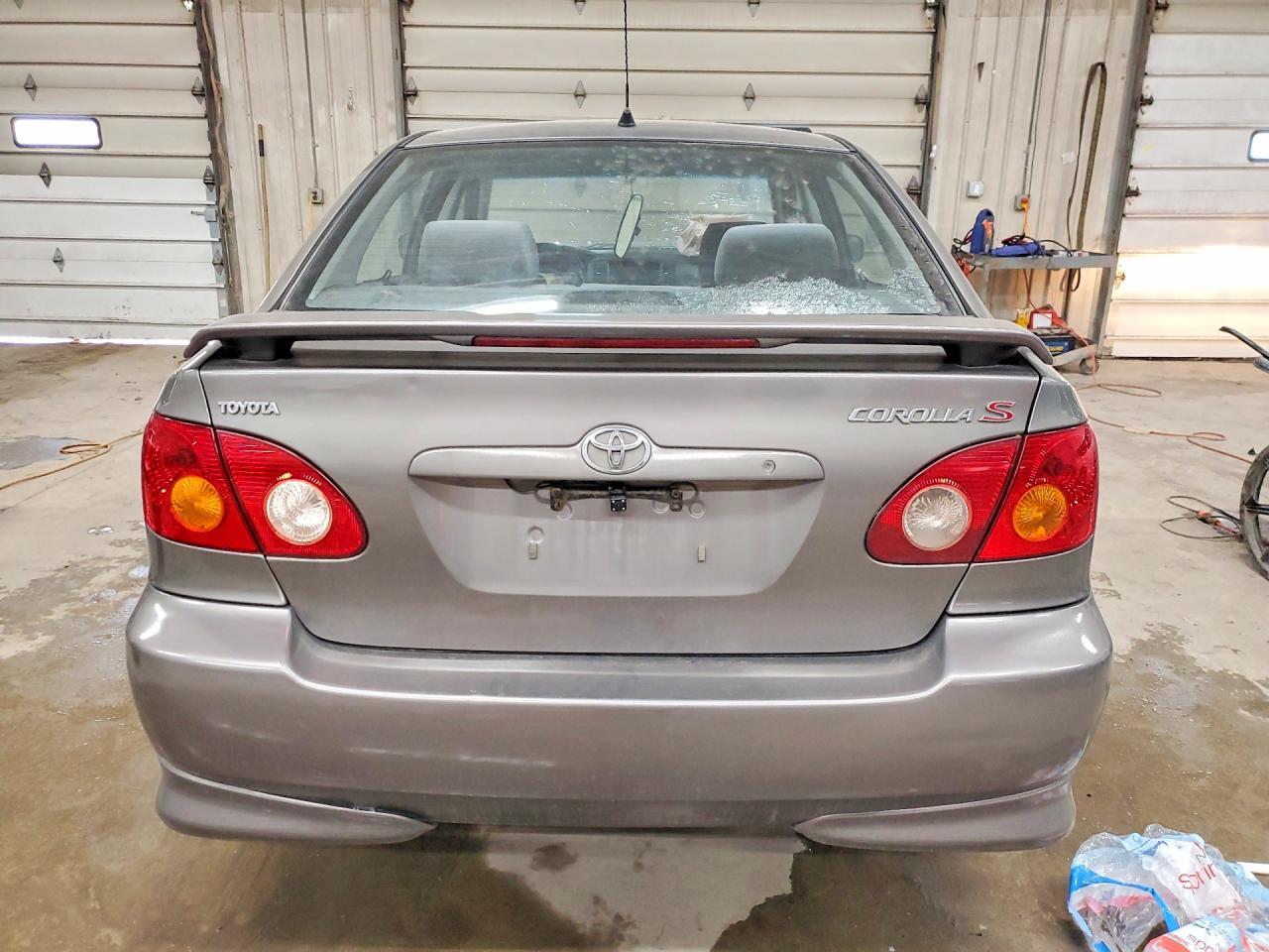 2004 TOYOTA COROLLA