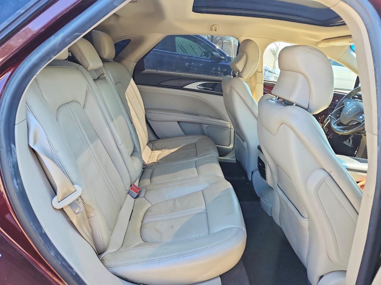 2017 LINCOLN MKZ