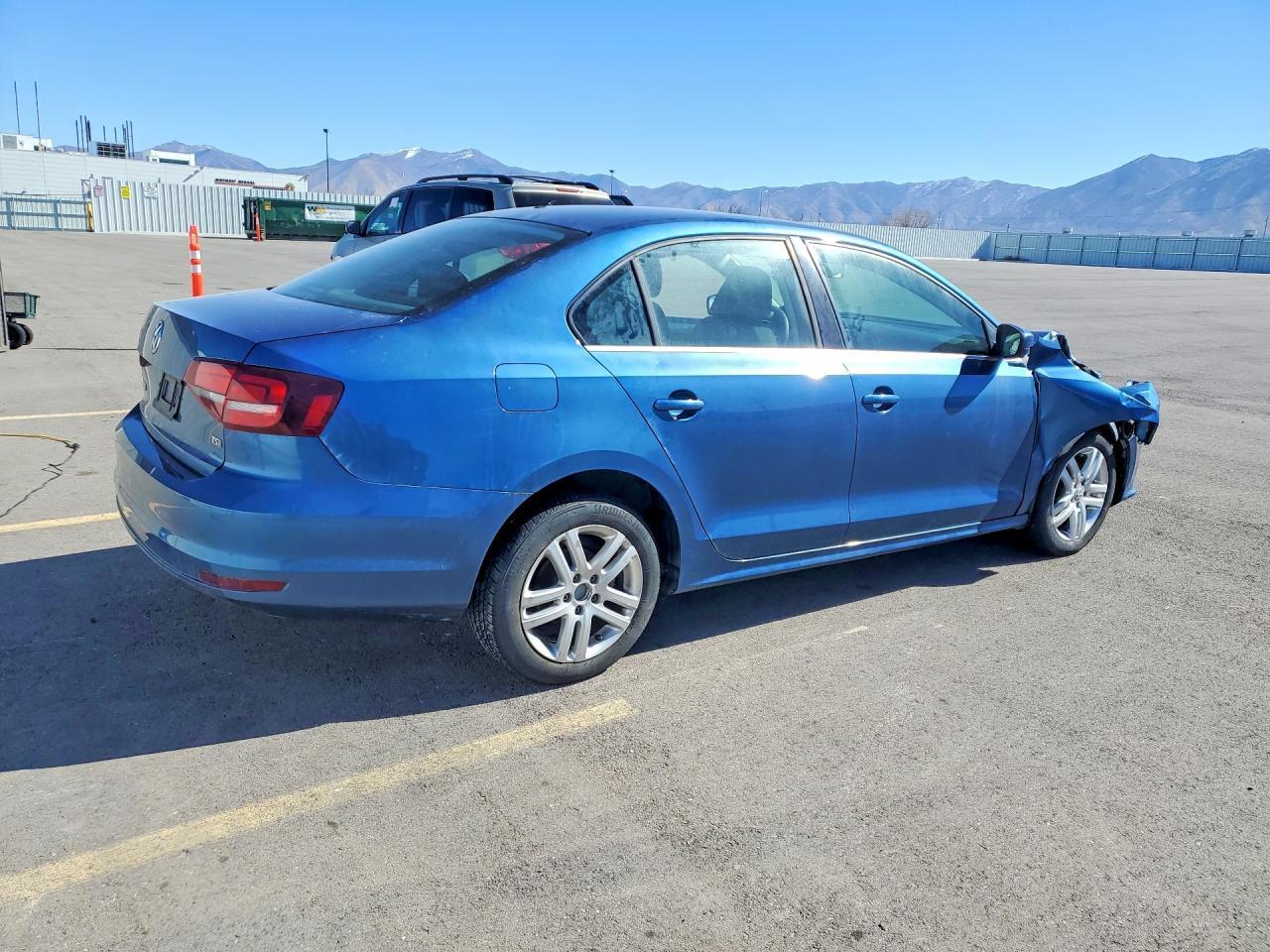 2017 VOLKSWAGEN JETTA
