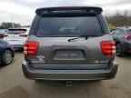 2004 TOYOTA Sequoia