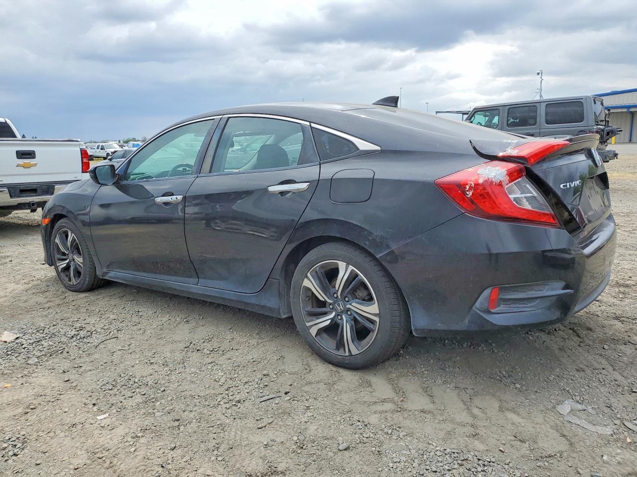 2016 HONDA CIVIC