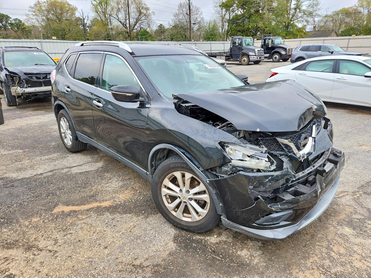 2015 NISSAN ROGUE