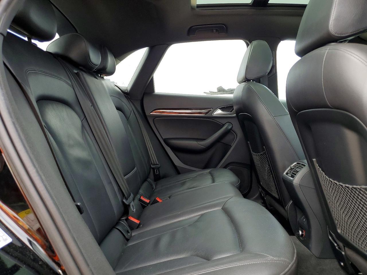 2016 AUDI Q3