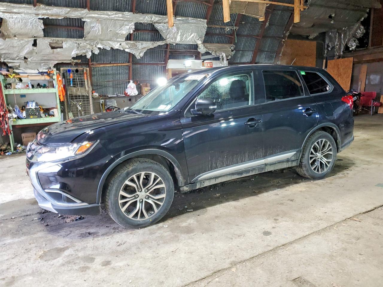 2016 MITSUBISHI outlander
