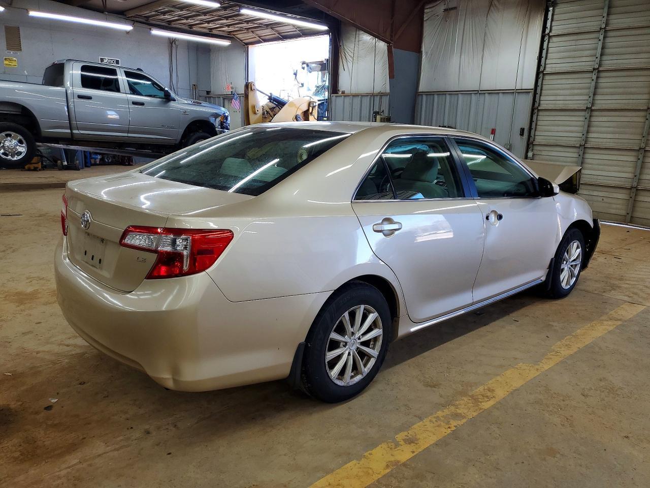 2012 TOYOTA CAMRY
