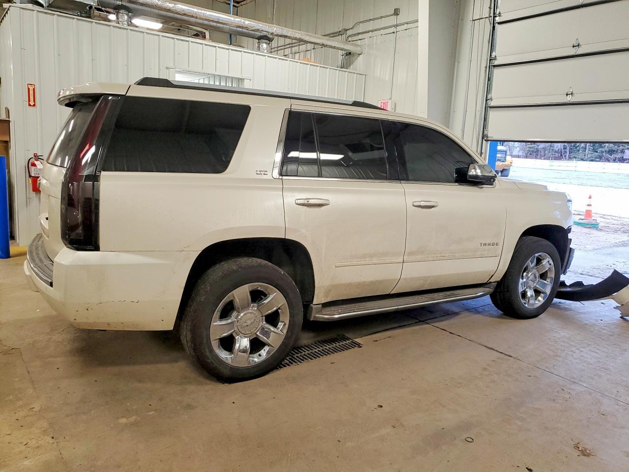 2015 CHEVROLET Tahoe