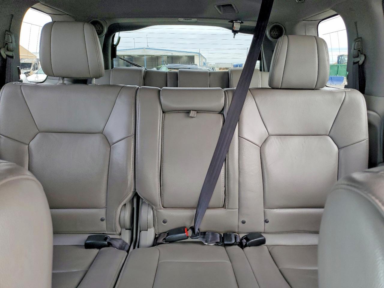 2015 HONDA PILOT
