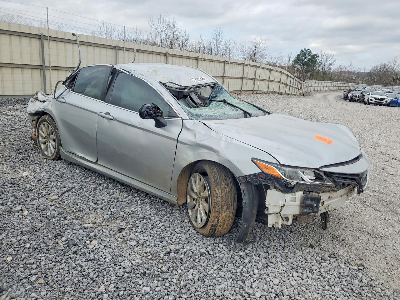 2018 TOYOTA CAMRY