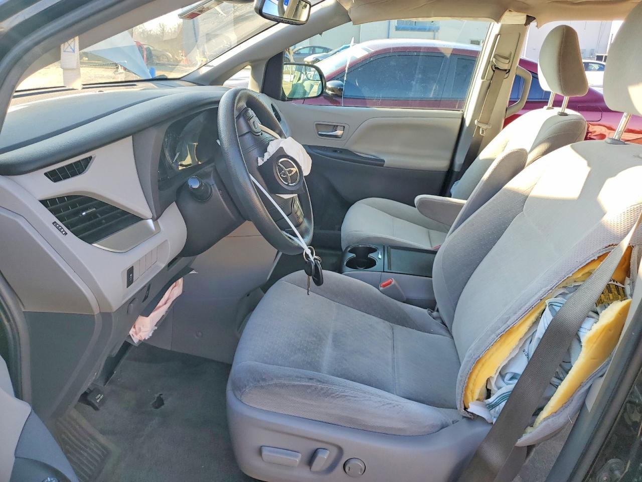 2018 TOYOTA SIENNA