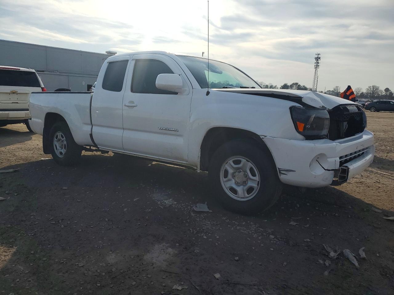 2011 TOYOTA TACOMA