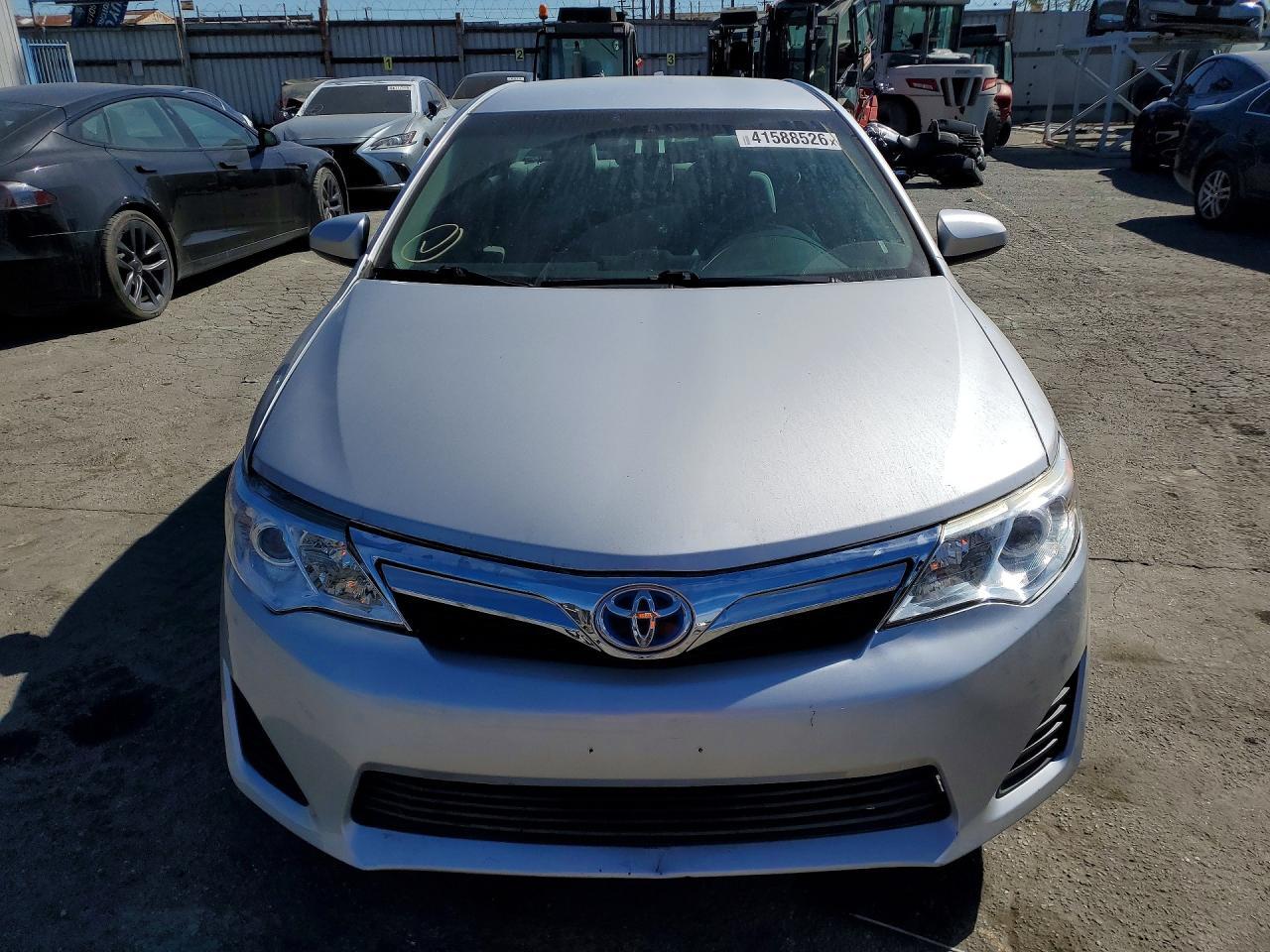 2014 TOYOTA CAMRY