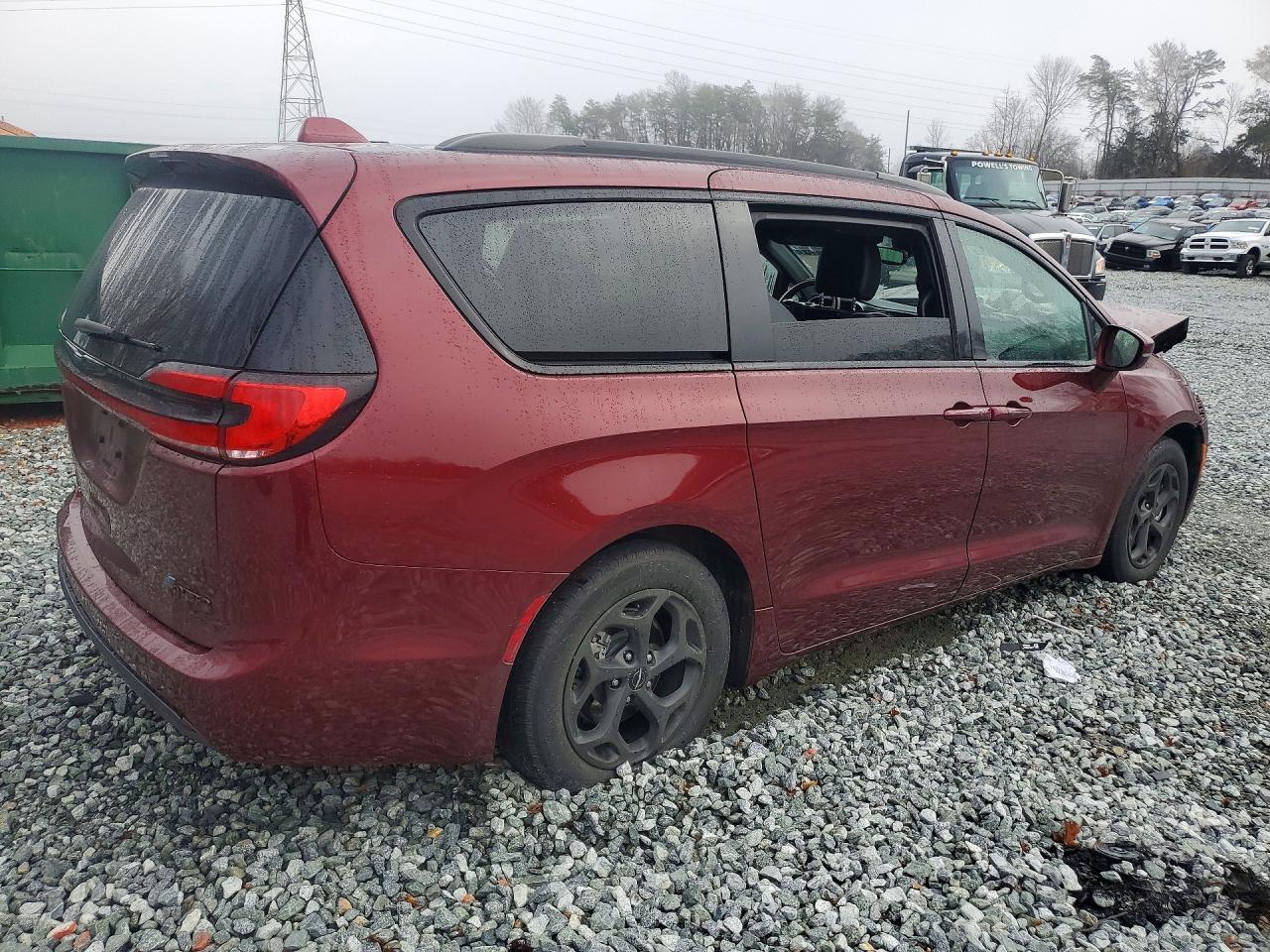 2021 CHRYSLER Pacifica