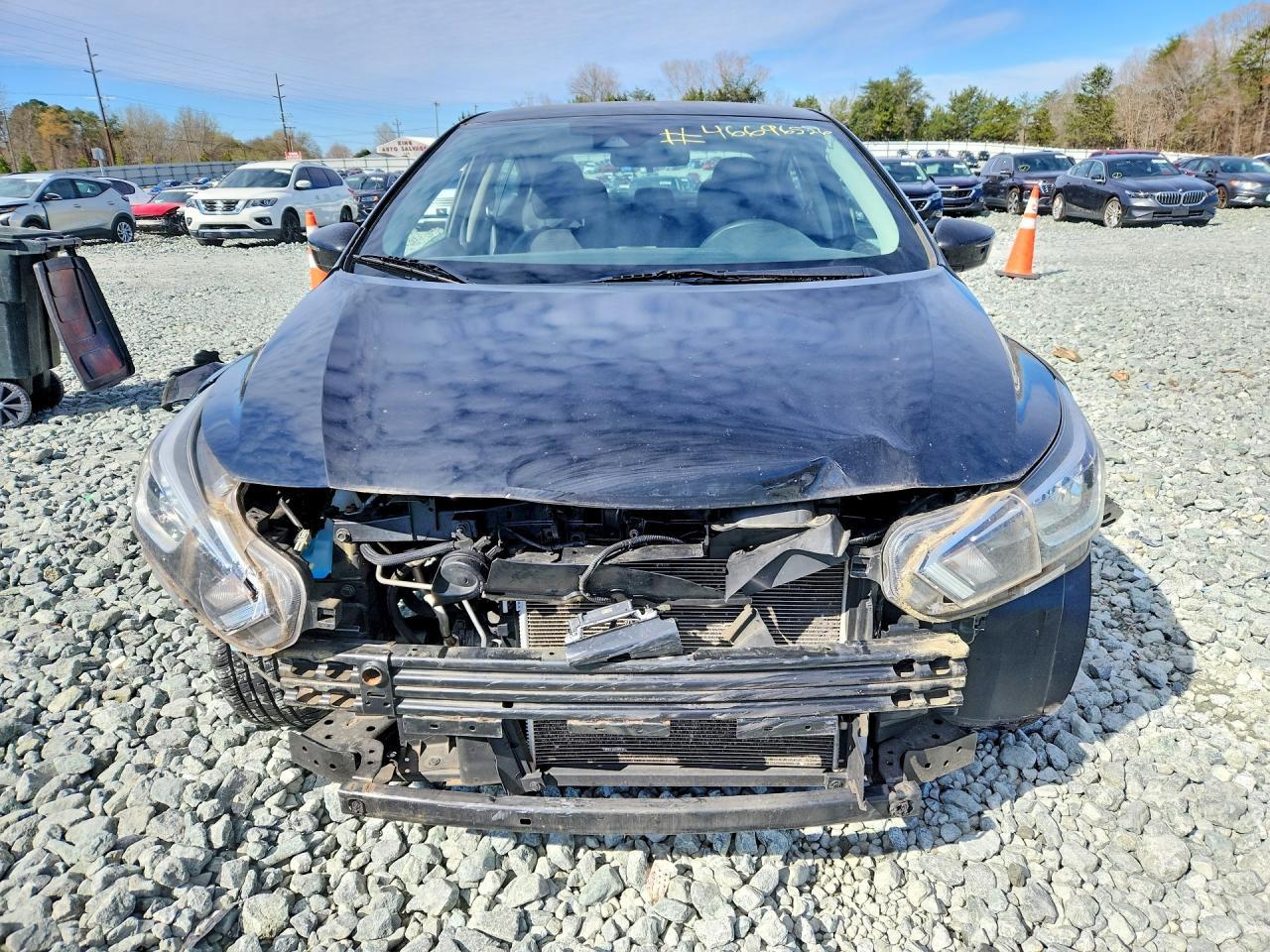 2021 NISSAN VERSA