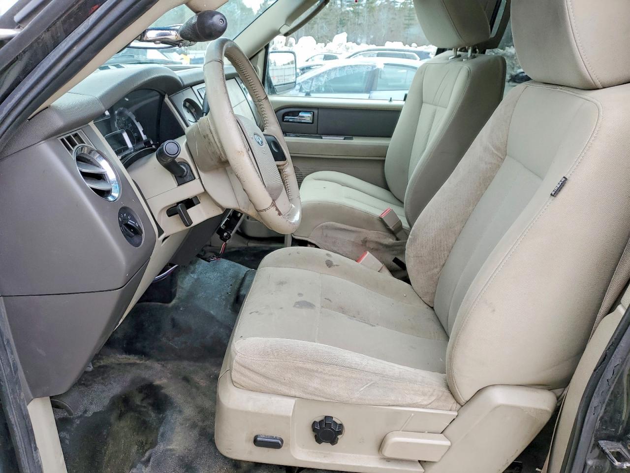 2010 FORD Expedition