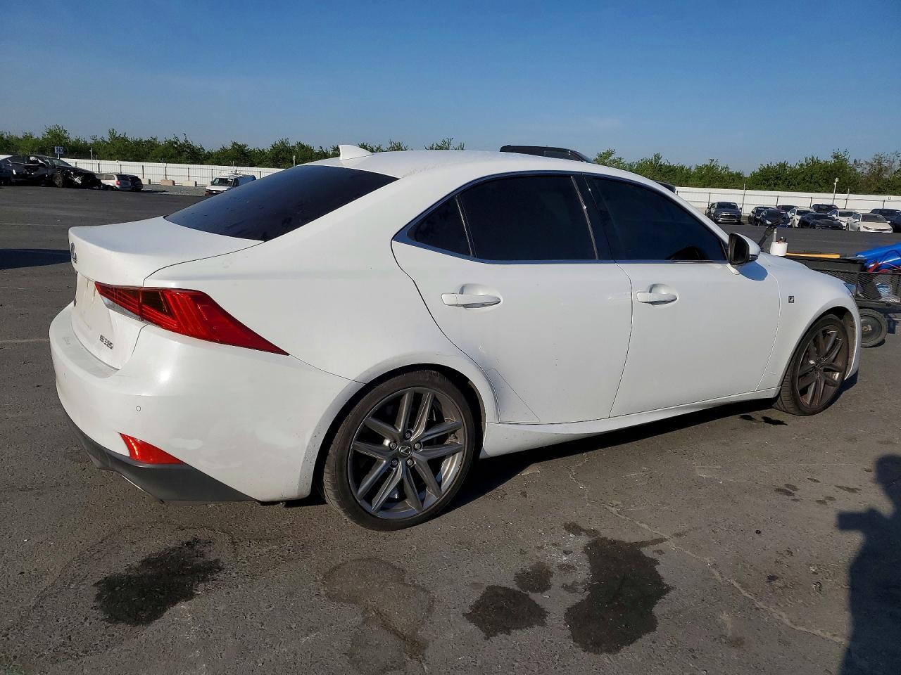 2018 LEXUS IS 350