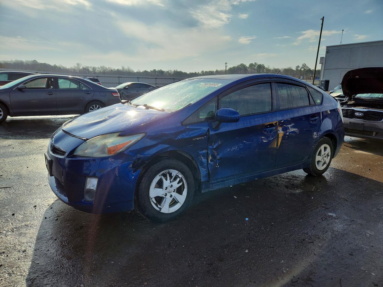 2011 TOYOTA PRIUS