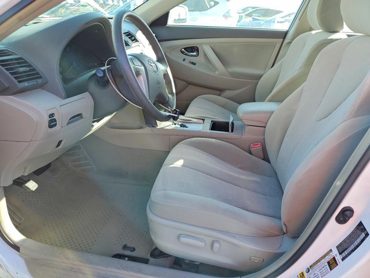 2010 TOYOTA CAMRY