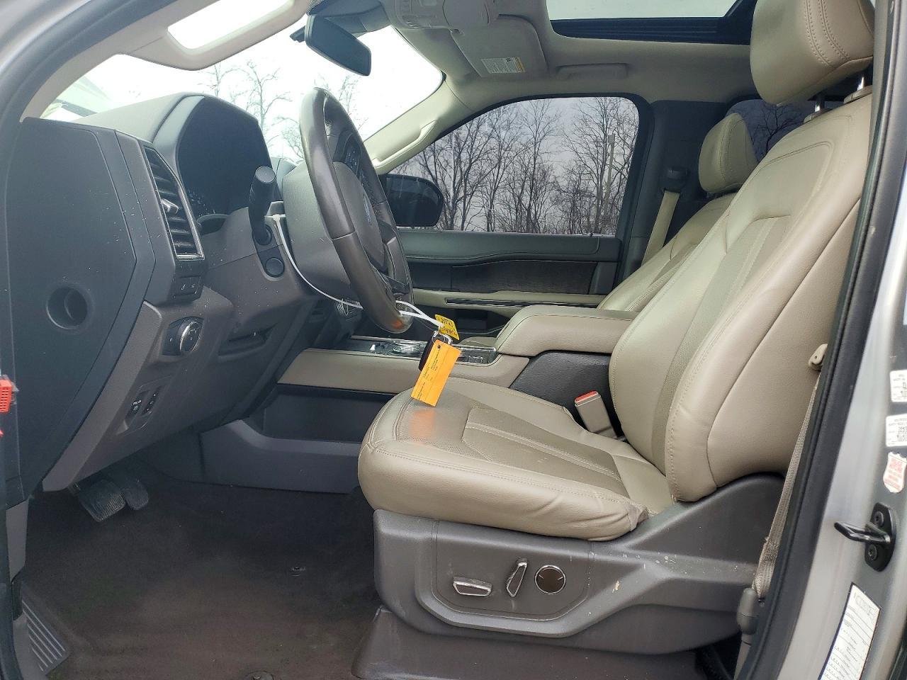 2021 FORD Expedition