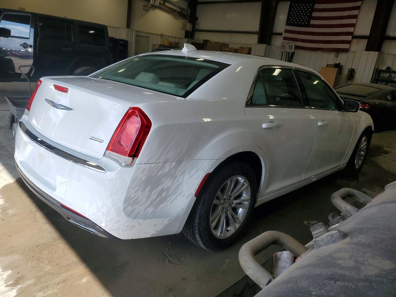 2016 CHRYSLER 300