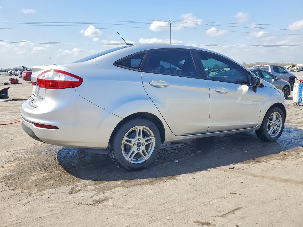 2018 FORD Fiesta