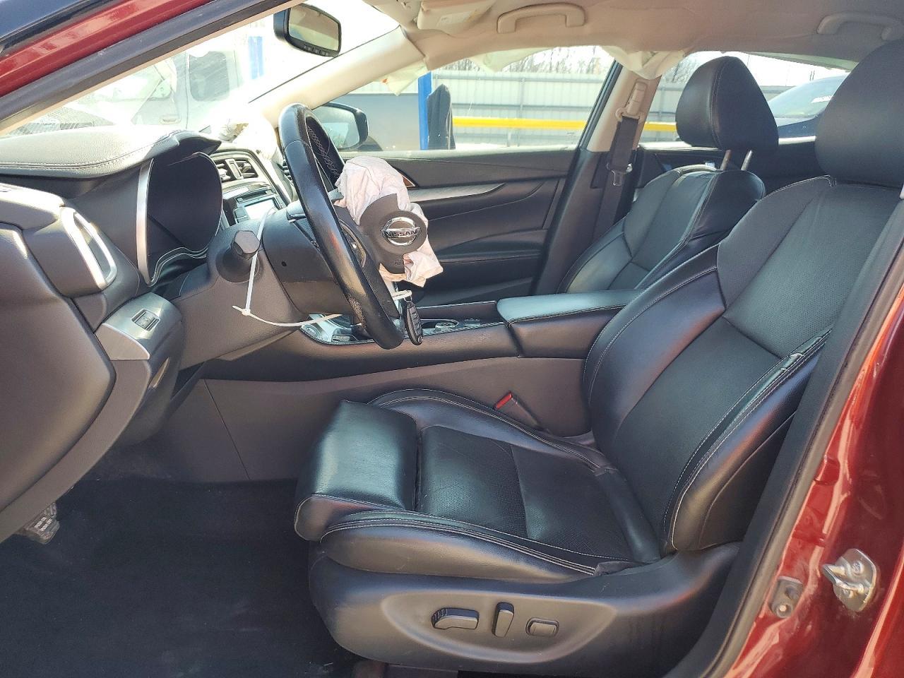 2017 NISSAN Maxima