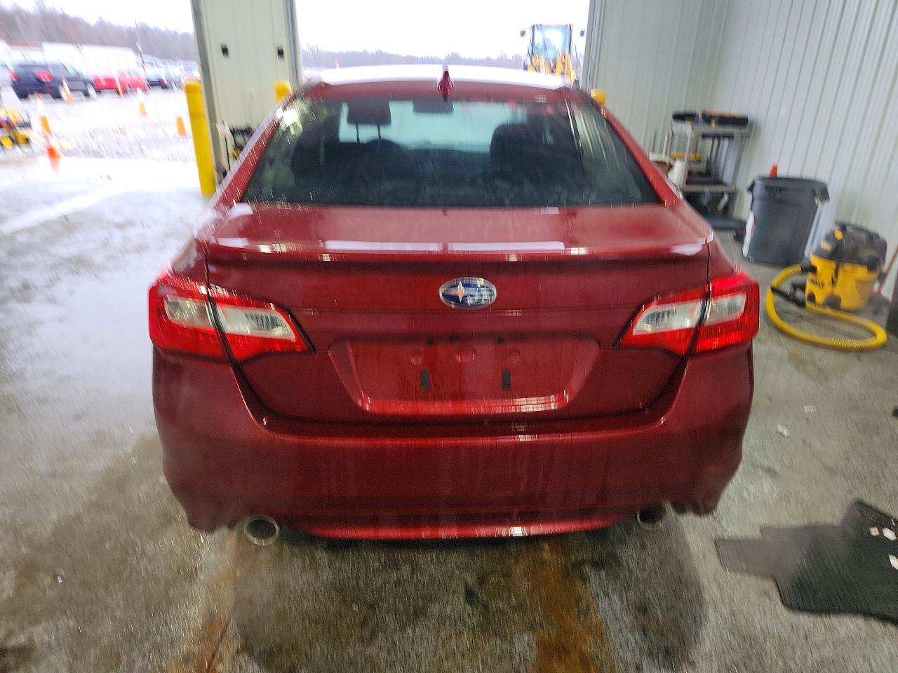 2016 SUBARU Legacy