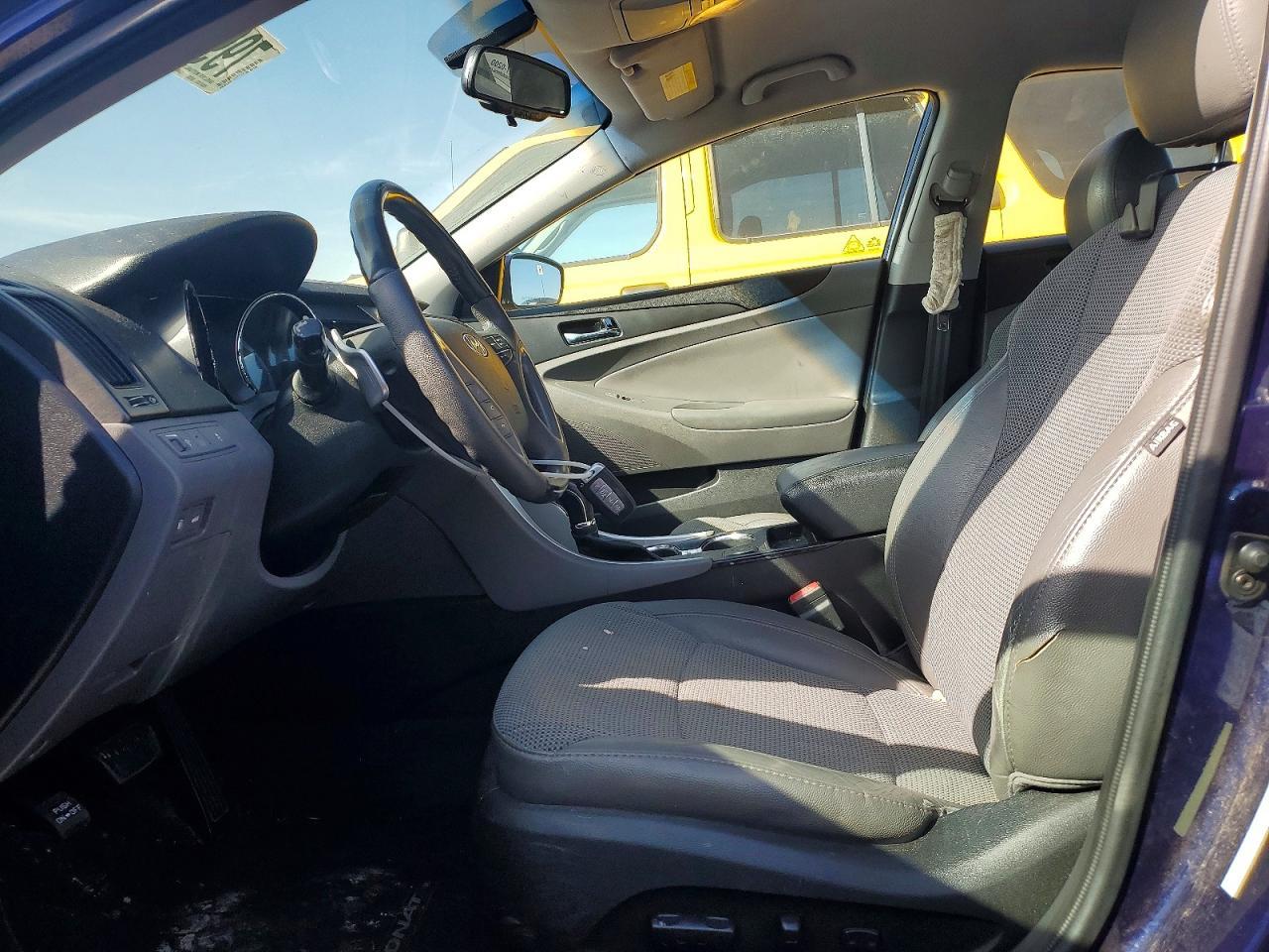 2013 HYUNDAI SONATA