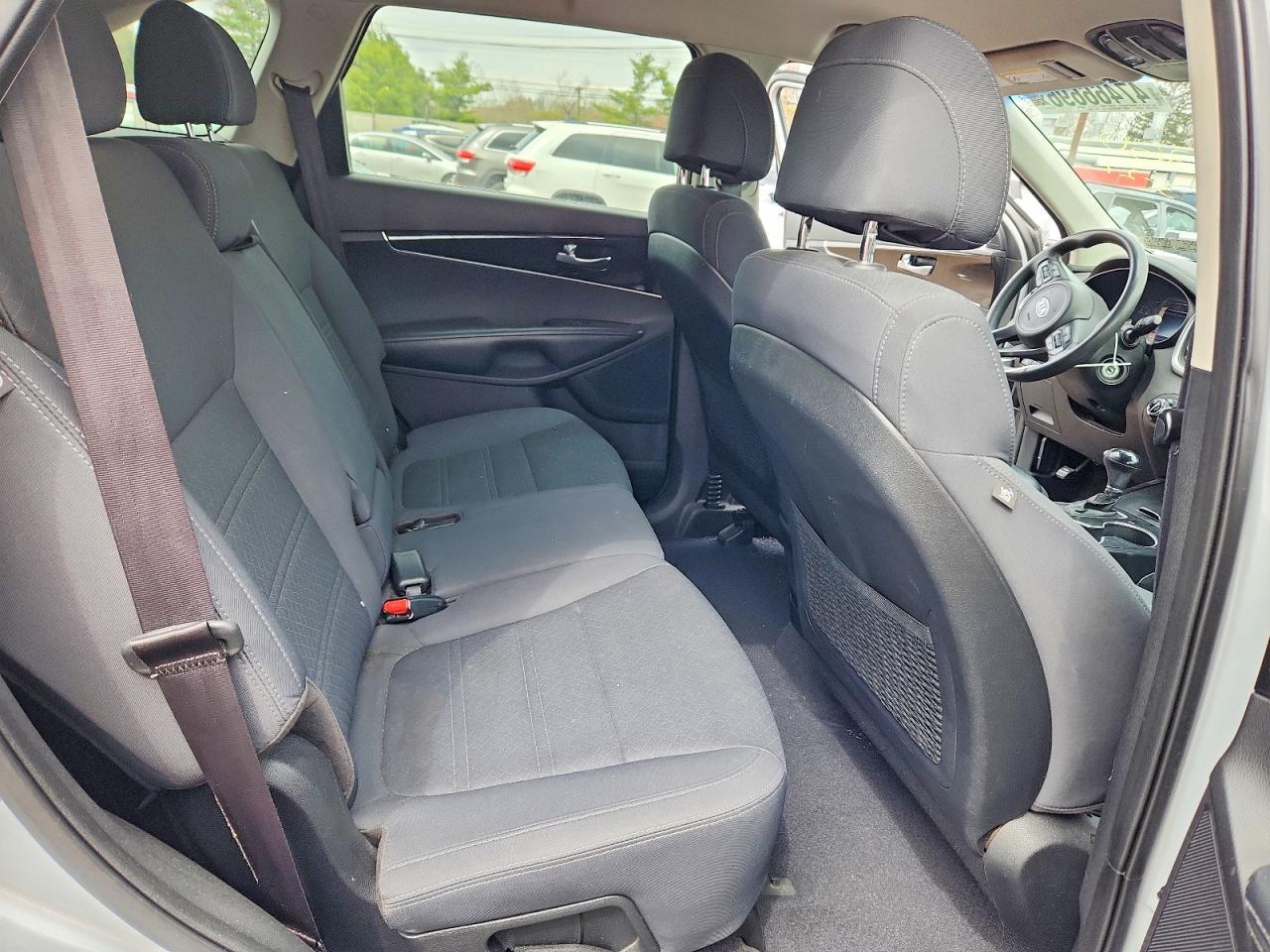 2017 KIA SORENTO