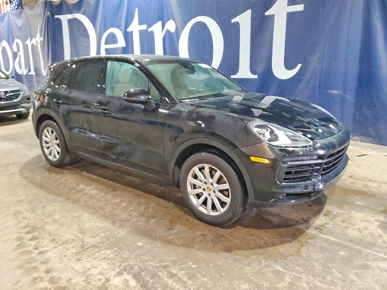 2019 PORSCHE CAYENNE