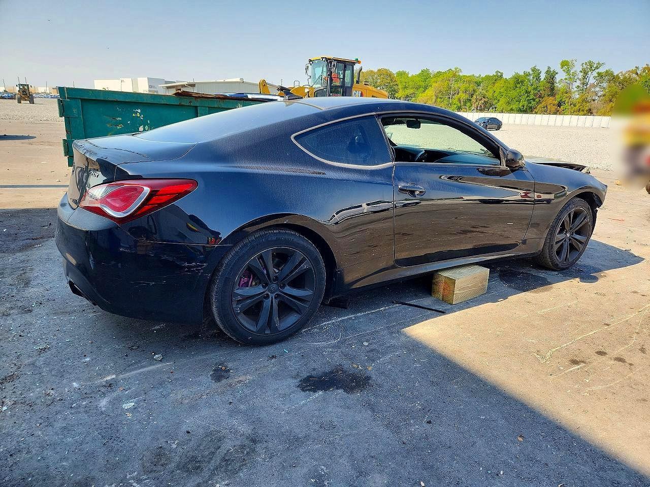 2013 HYUNDAI GENESIS