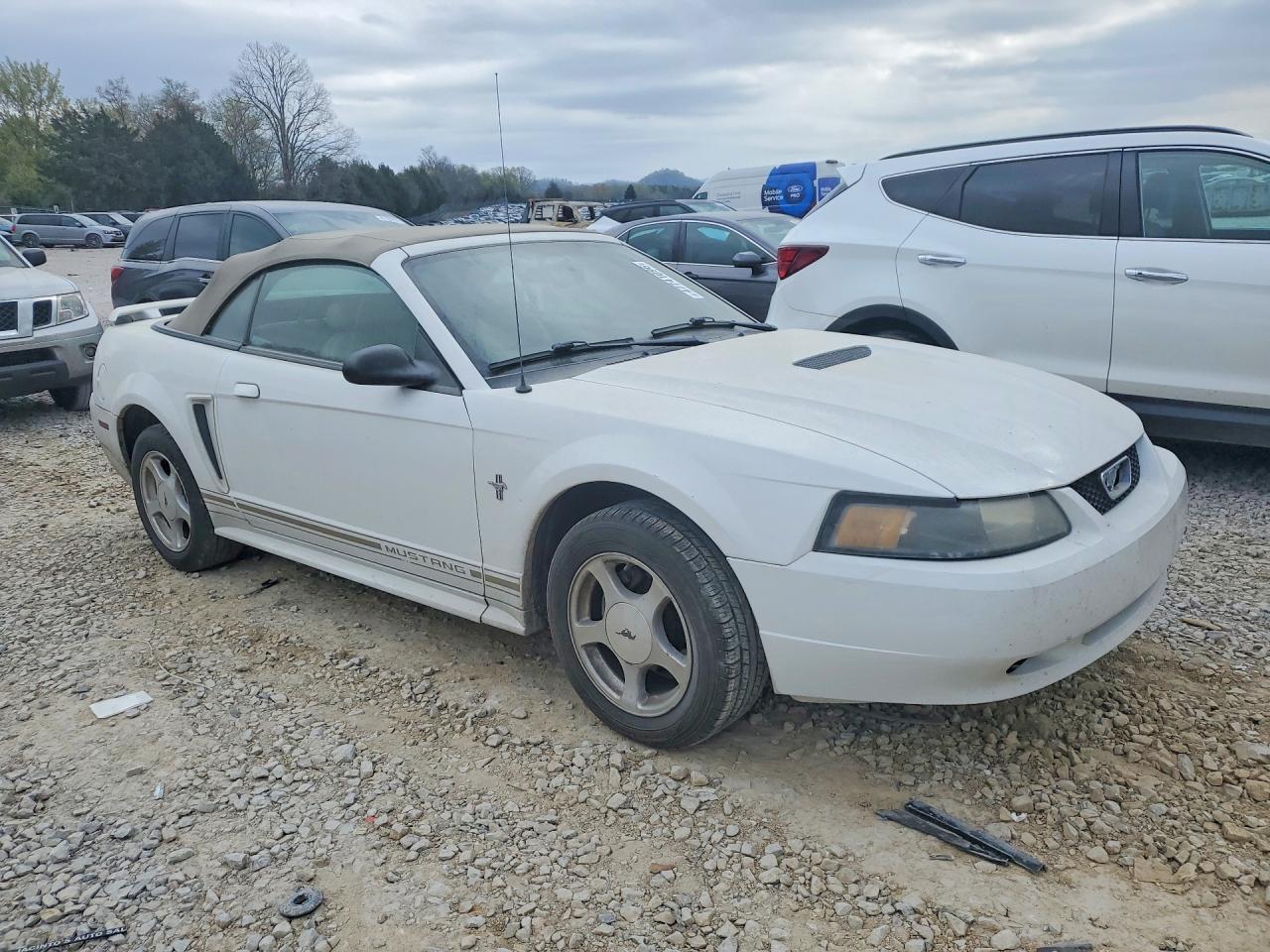 2001 FORD MUSTANG