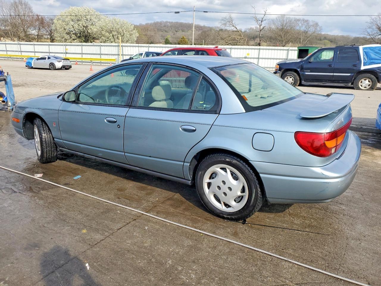 2002 SATURN Sl2