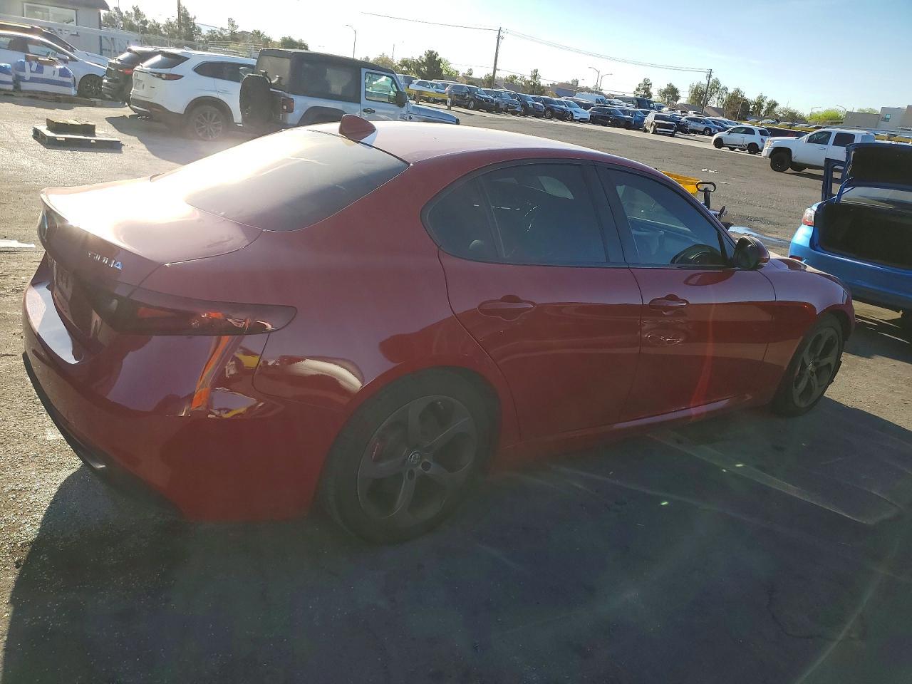 2017 ALFA ROMEO Giulia