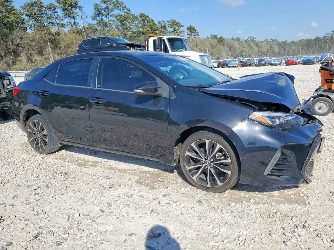 2018 TOYOTA COROLLA