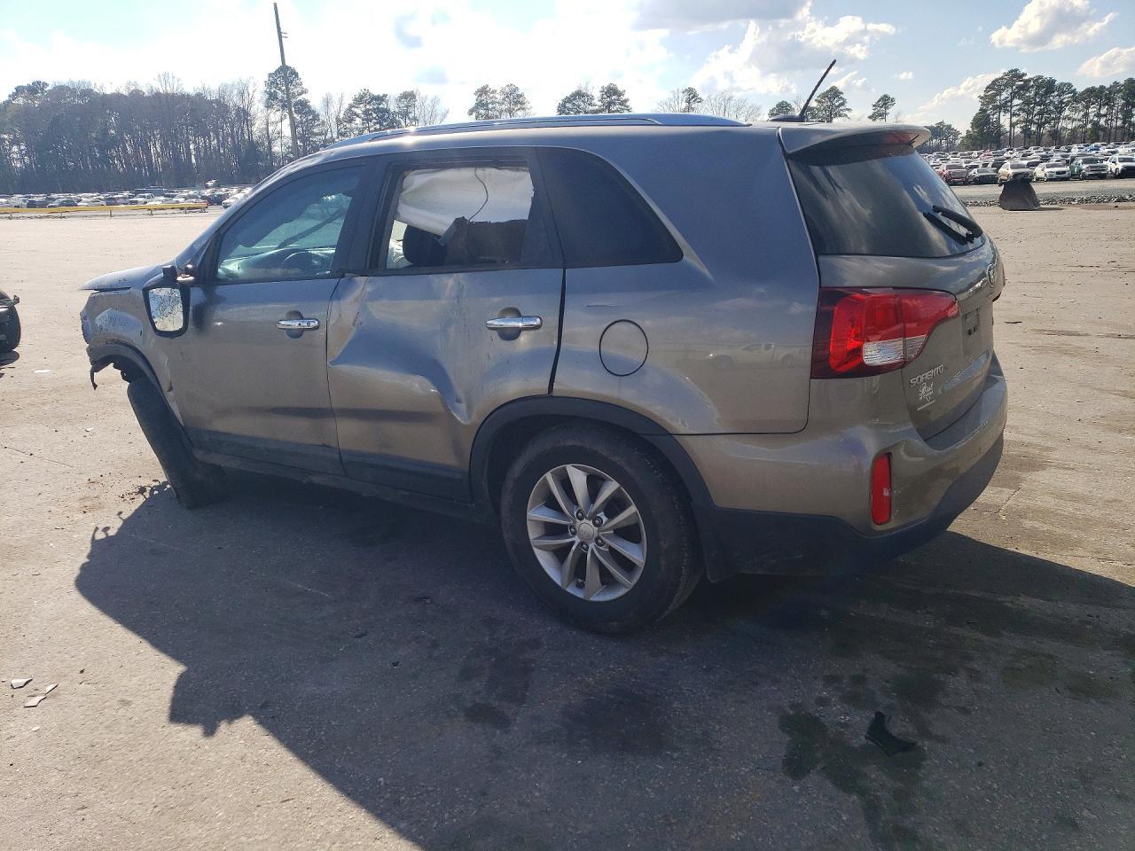 2015 KIA SORENTO