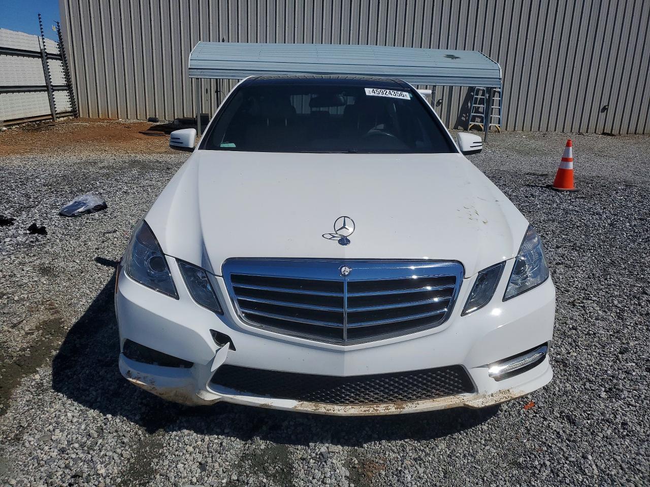 2013 MERCEDES-BENZ E-Class