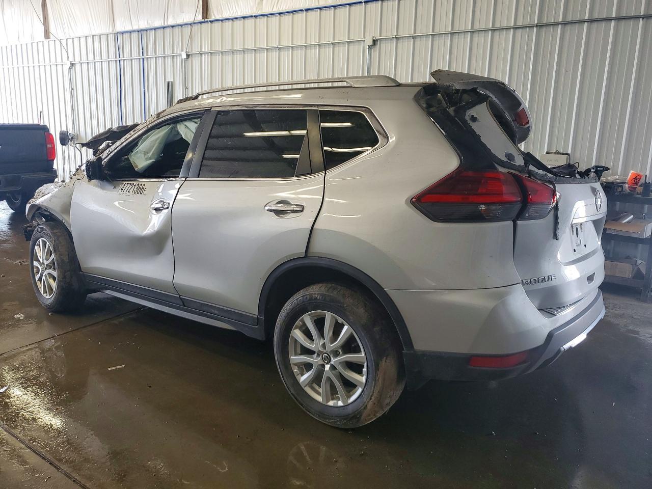 2017 NISSAN ROGUE