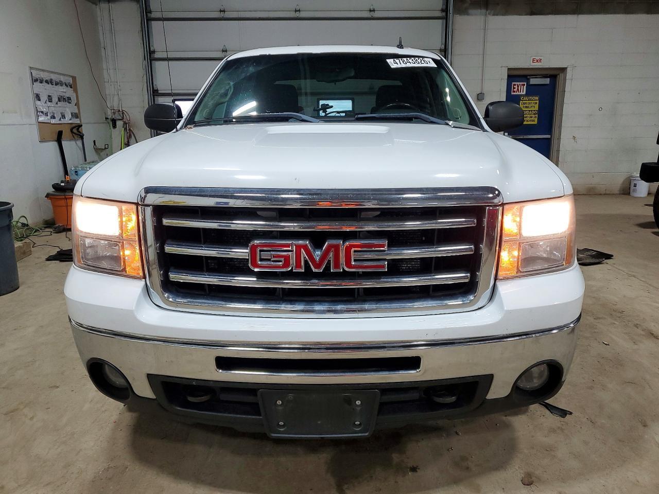 2013 GMC Sierra