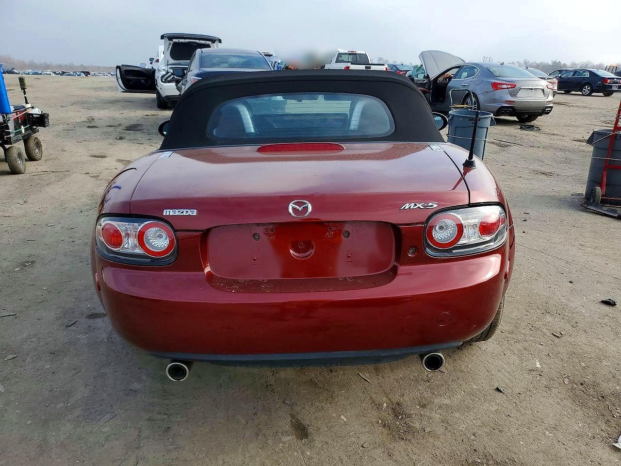 2006 MAZDA MX-5 Miata