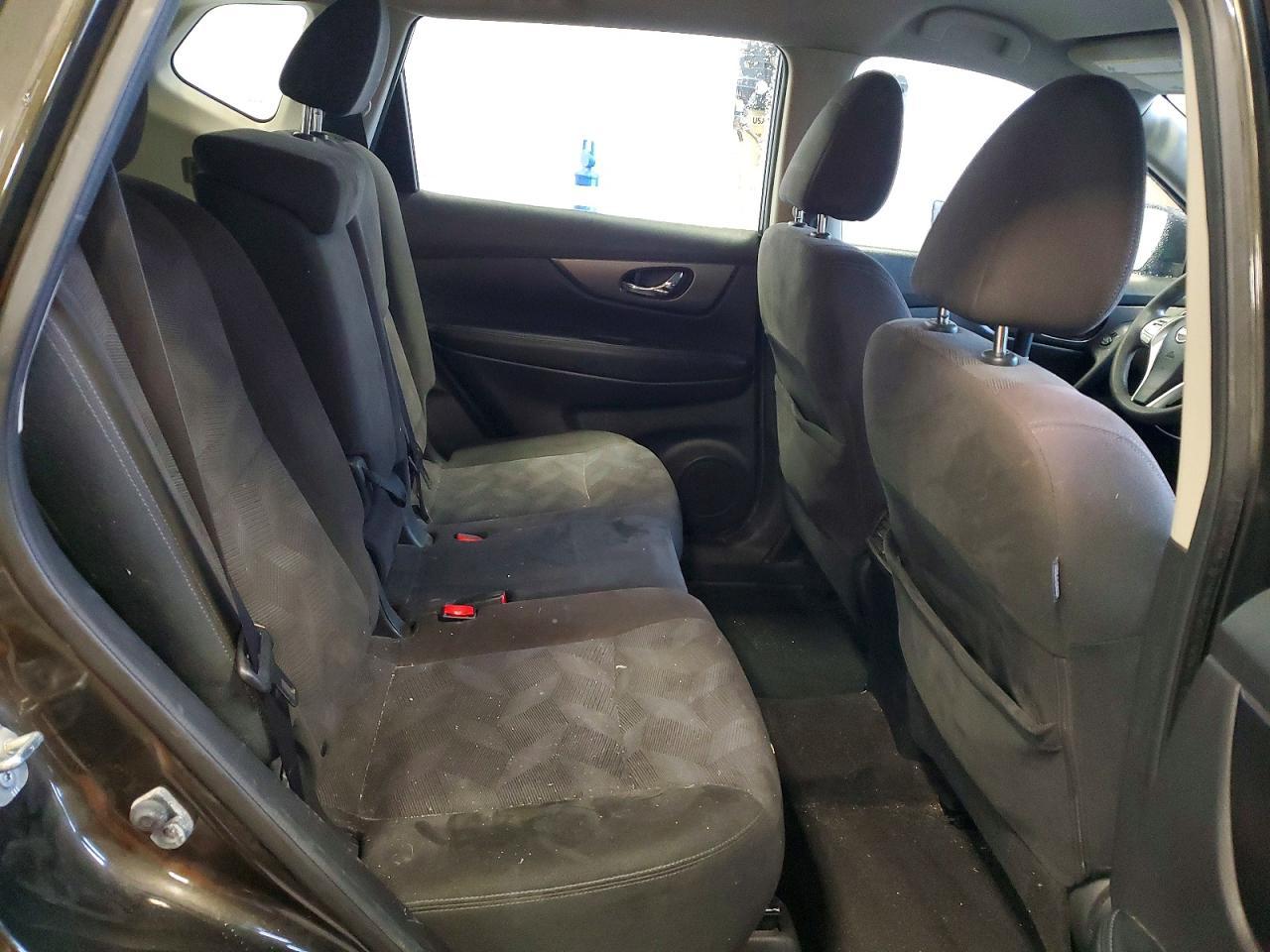 2015 NISSAN ROGUE