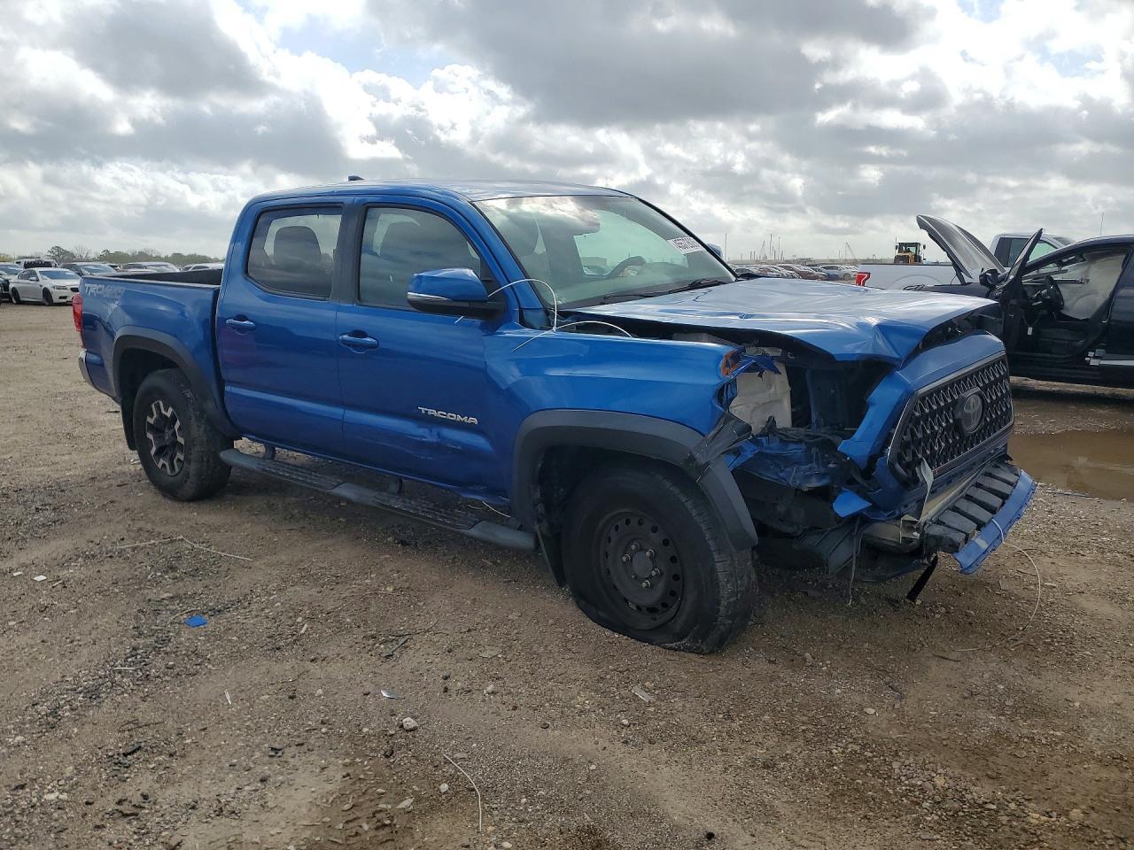 2018 TOYOTA TACOMA