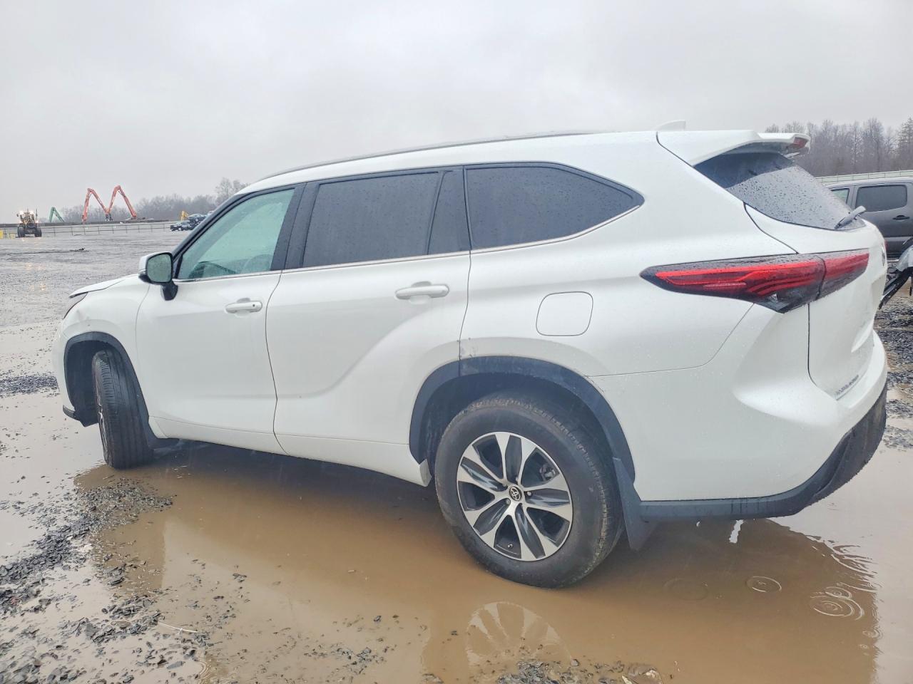 2022 TOYOTA HIGHLANDER
