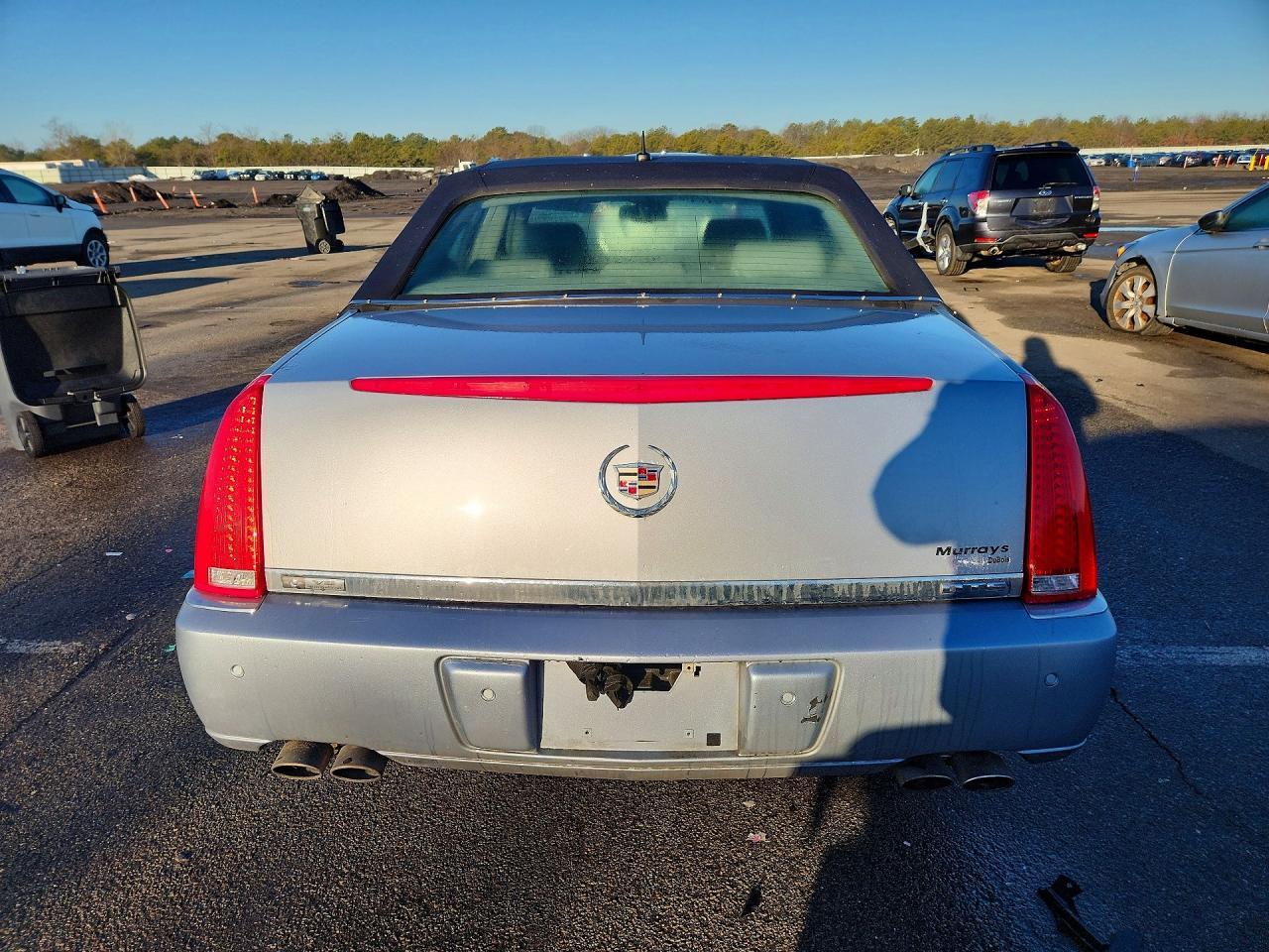 2006 CADILLAC DTS