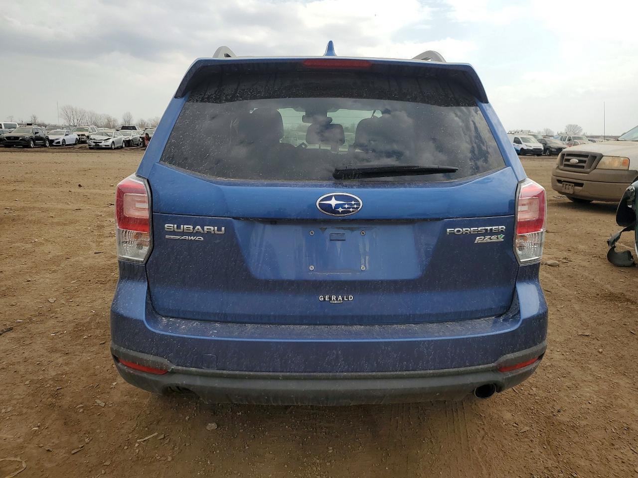2017 SUBARU FORESTER